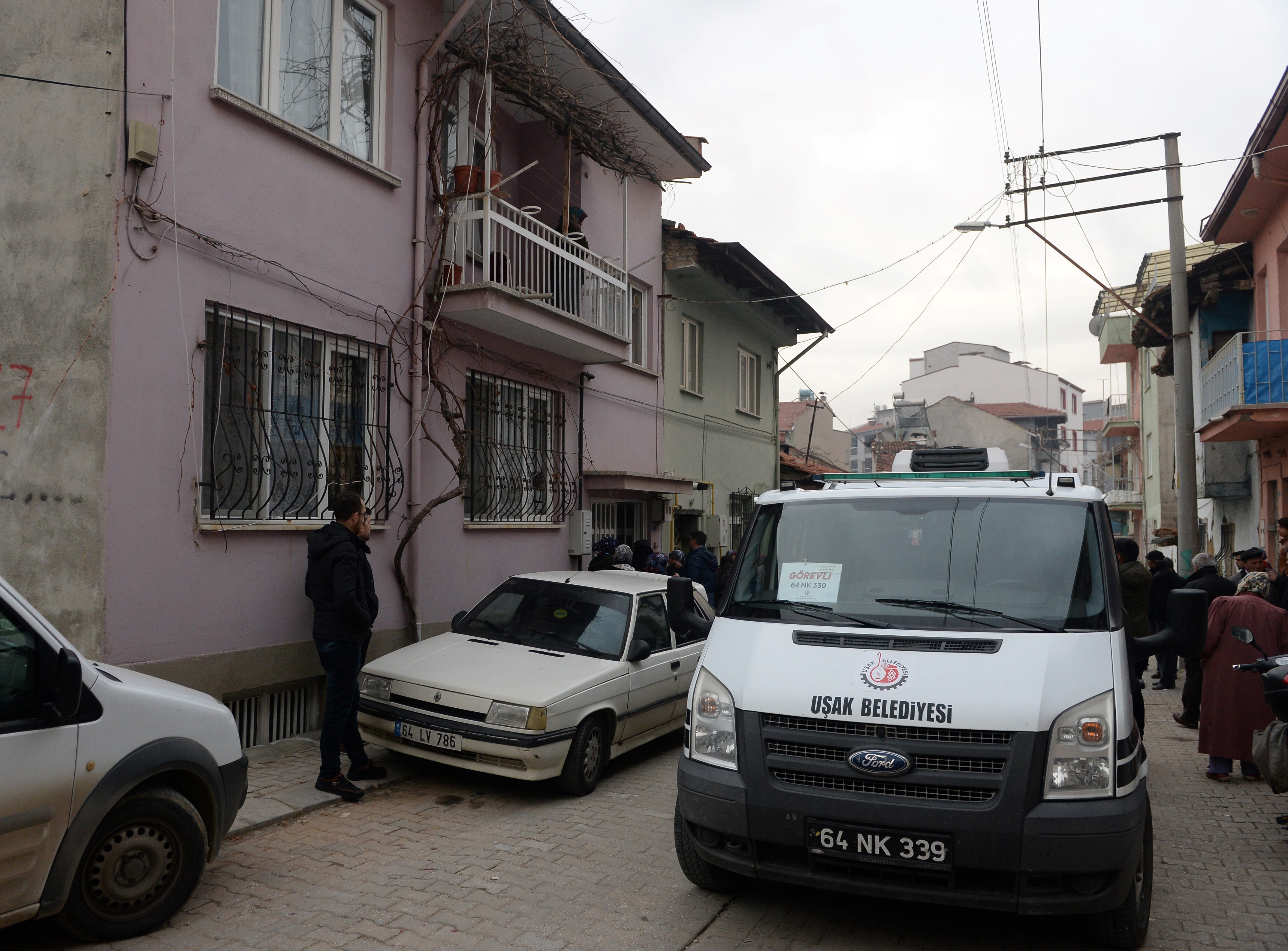 Uşak Haberleri: Uşakta aynı odada uyuyan 3 kardeş, ölü bulundu Uşak Haberleri: Uşakta aynı odada uyuyan 3 kardeş, ölü bulundu